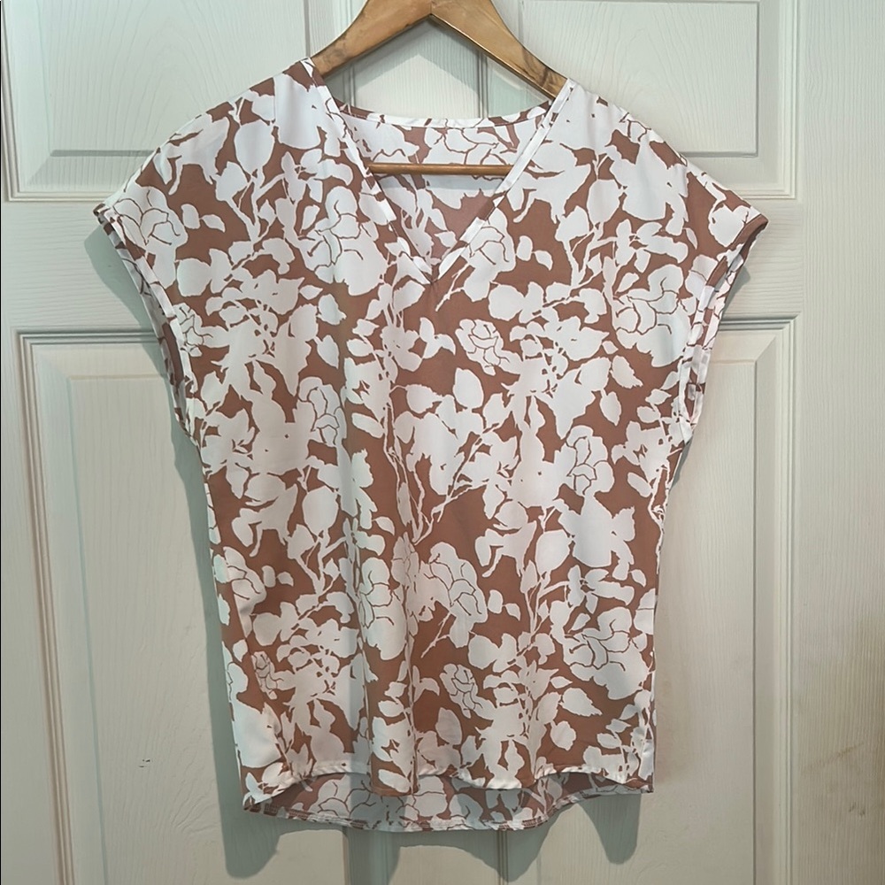 Fitted White and Brown Blouse with Artistic Pattern